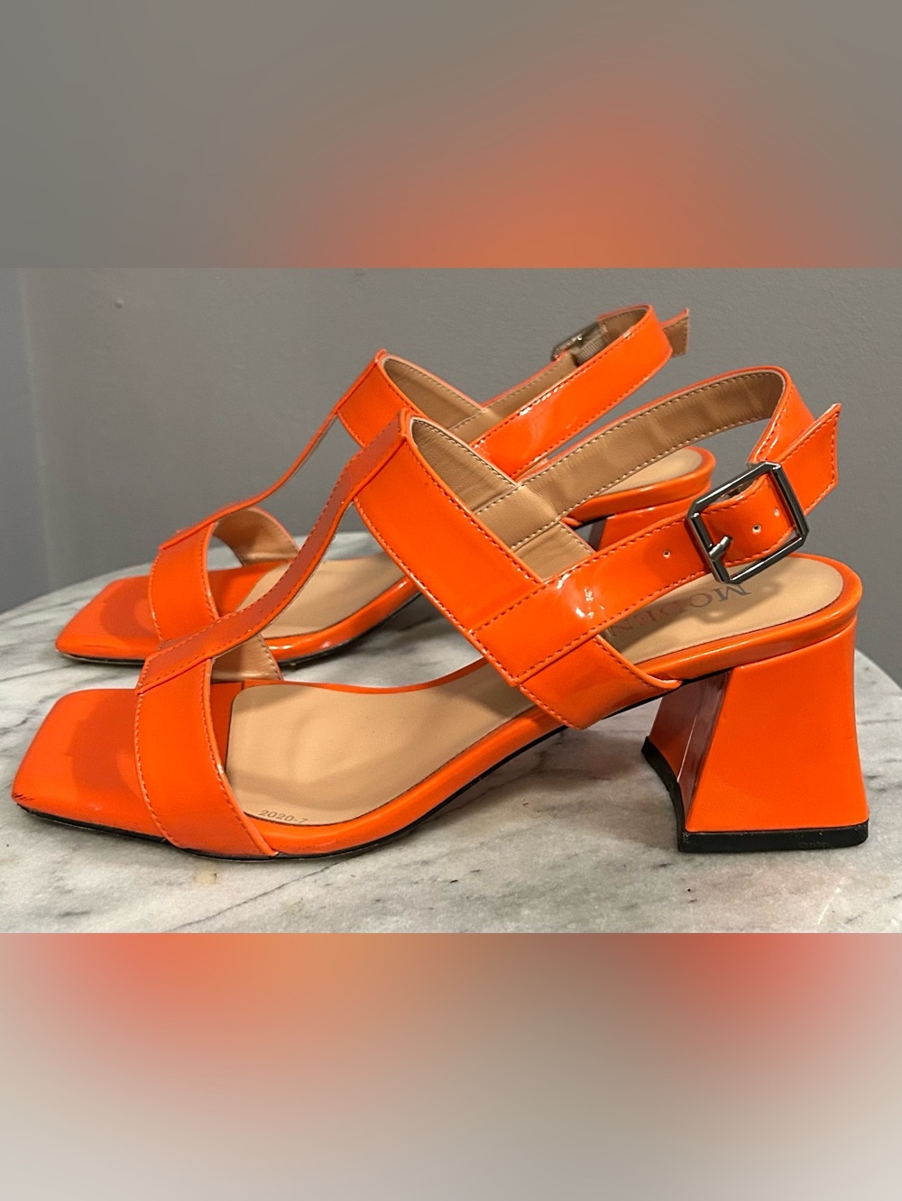 MODENCOCO Orange Patent Leather T-Strap 2inch Block Heel Sandals-Size 7 - Picture 2 of 6